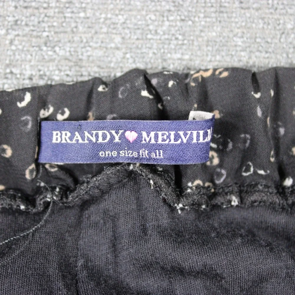 Brandy Melville silhouette layer